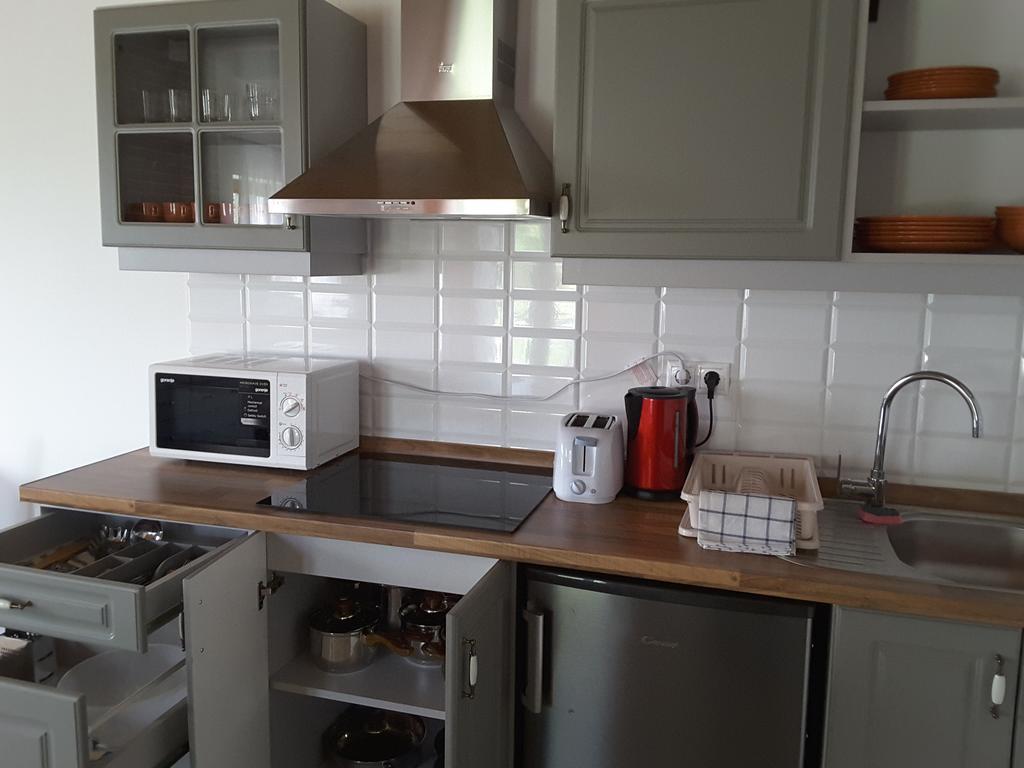 Malomko Apartman Zsira Εξωτερικό φωτογραφία